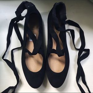 NWT Black Ballet Flats