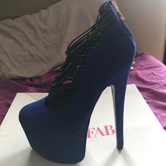 Shoes - Picture 2 of 2