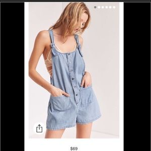 In Style short overalls