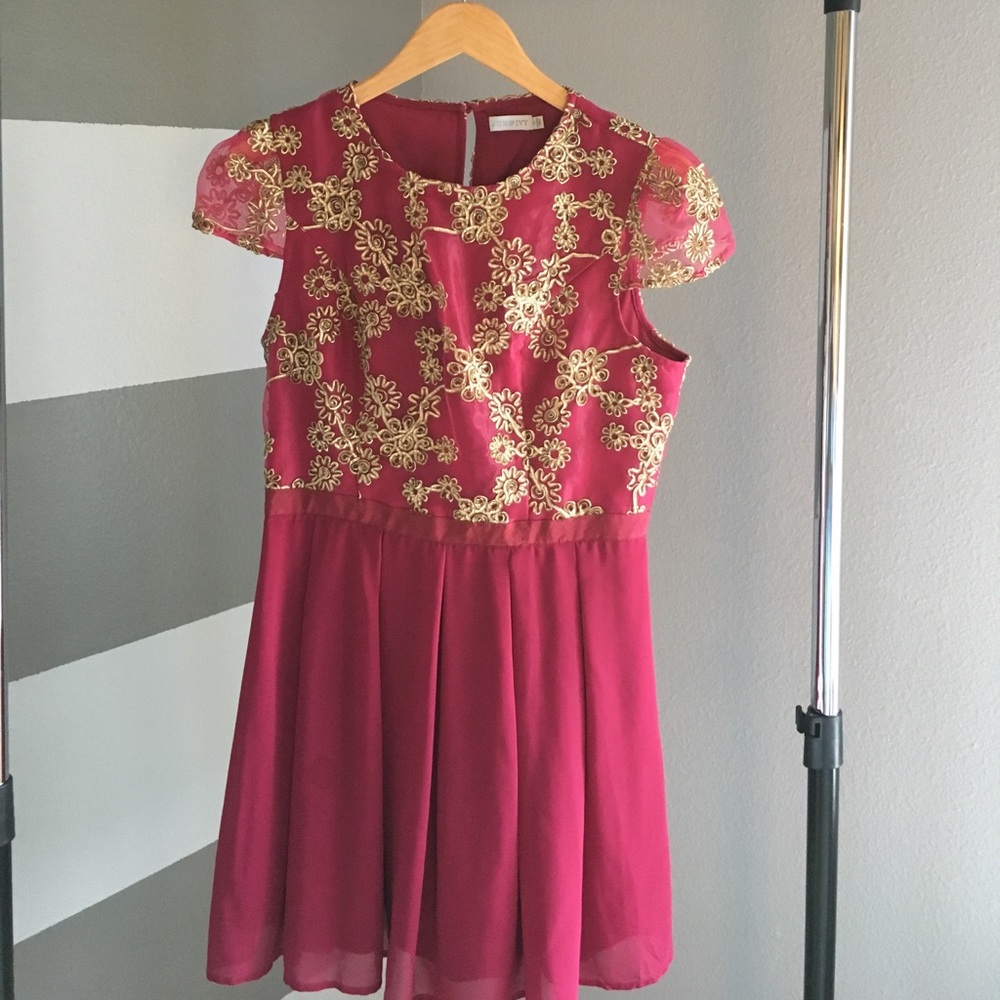 Francesca's Jun & Ivy floral dress