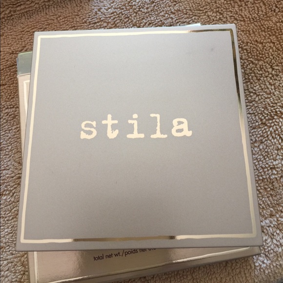 Brand New Stila Eyeshadow Palette - Picture 4 of 5