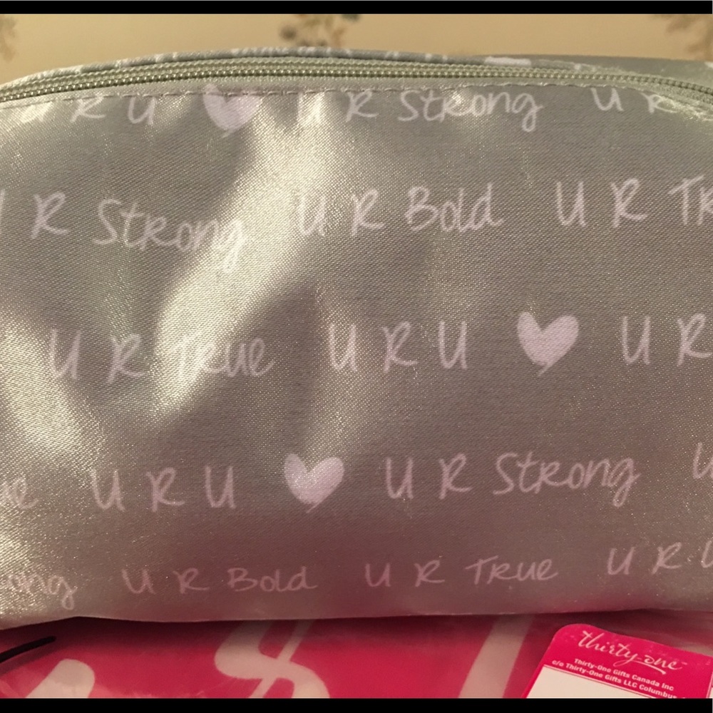 Thirty-One Uptown Mini Pouch URU Thirty-One Gives - Picture 2 of 4