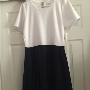 Lularoe Amelia