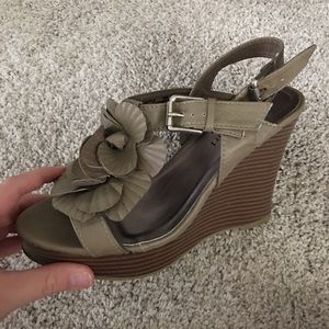 Madden Girl Wedges