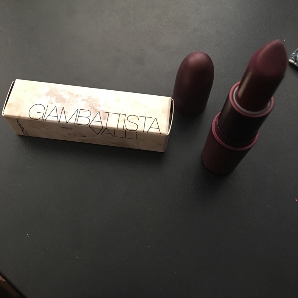 Mac Giambatista Valli "Eugene" Lipstick