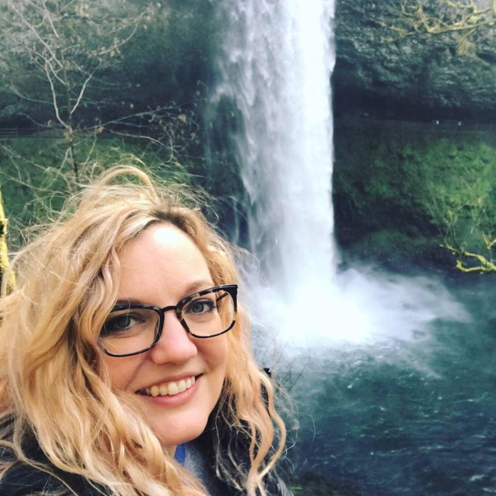 Meet your Posher, Carolyn