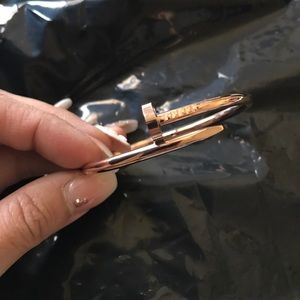 Fashion nail bracelet rose gold