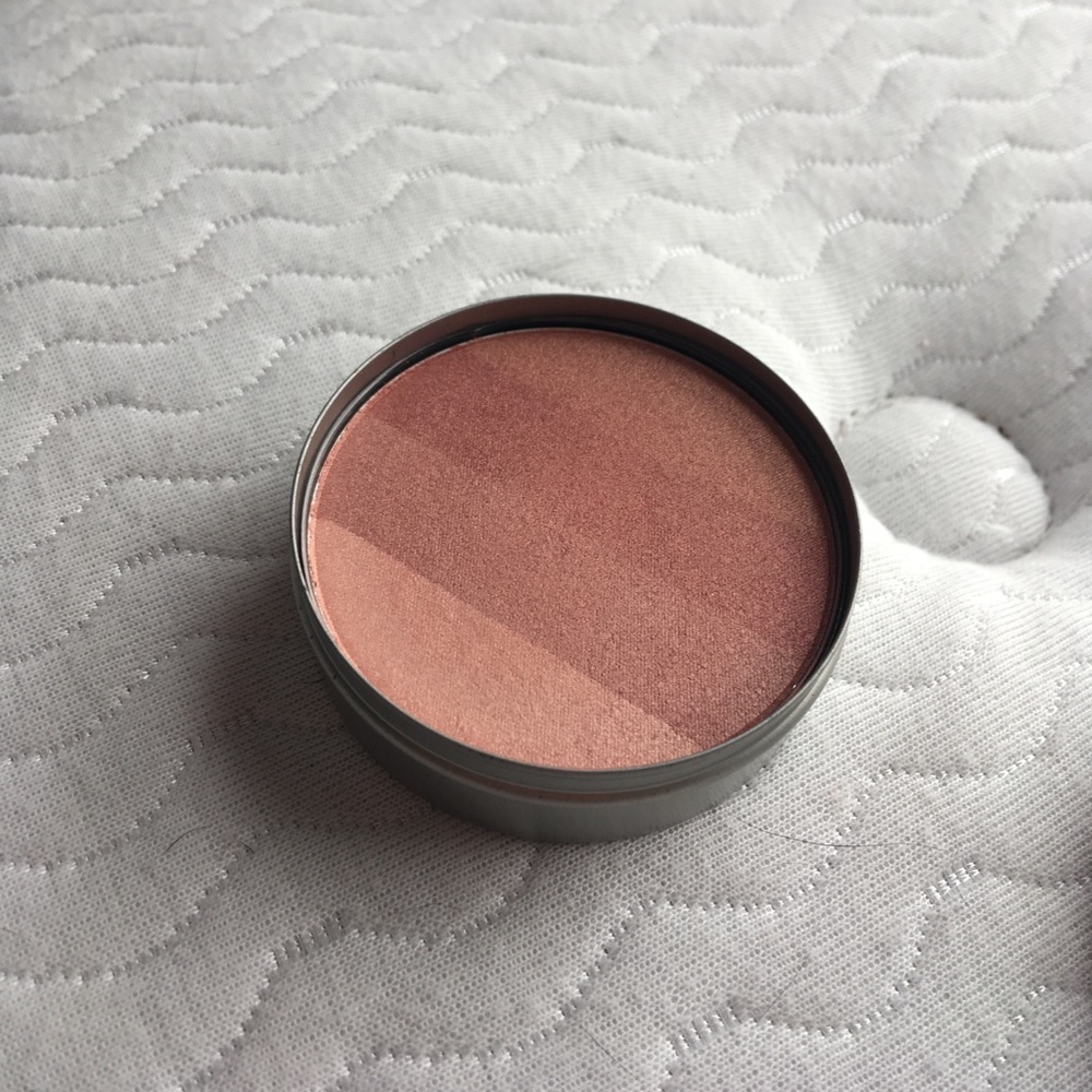 Cargo blush
