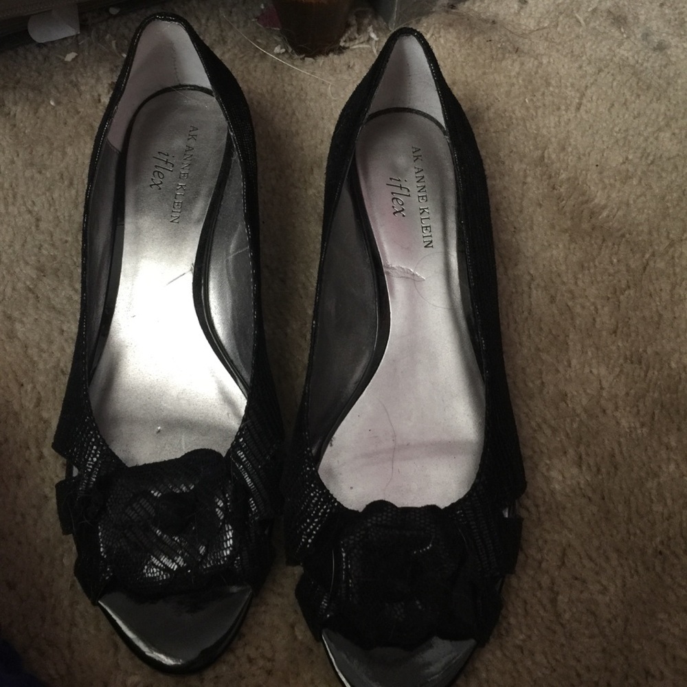 Anne Klein I flex wedges