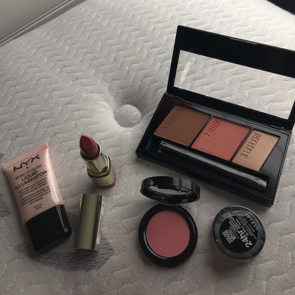 makeup bundle! - Picture 2 of 2