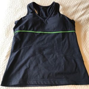 EUC Kyodan top w/built in padded sports bra