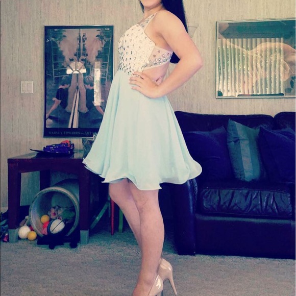 Homecoming dress - Picture 4 of 8