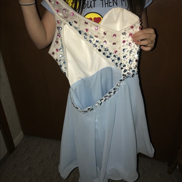 Homecoming dress - Picture 5 of 8