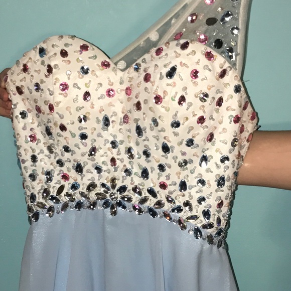 Homecoming dress - Picture 3 of 8