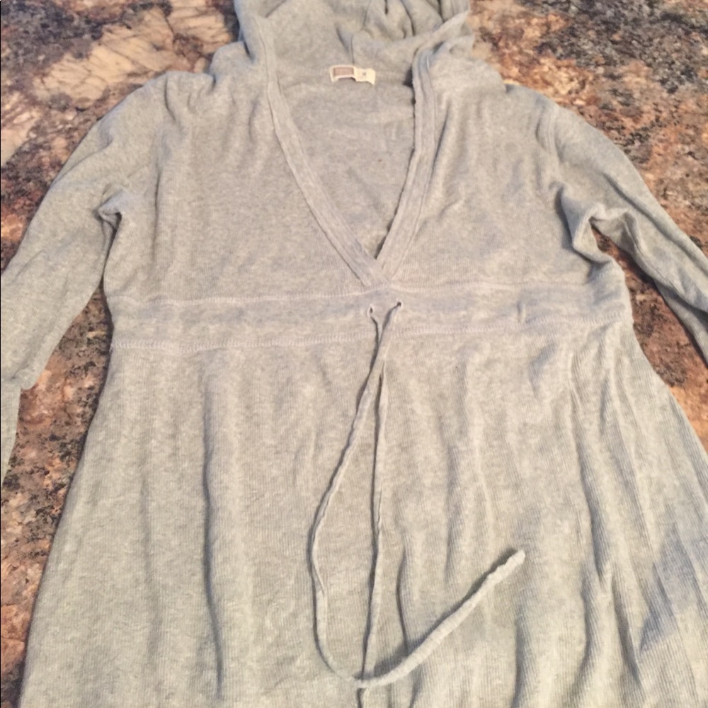 Old navy sweatshirt