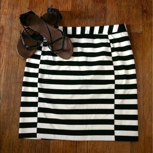 Fun Black&White Striped Skirt