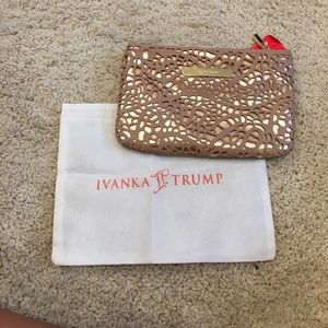 IVANKA TRUMP small clutch !!!