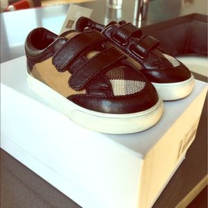 Burberry children's sneakers