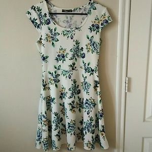 Pinc Blue, yellow and white floral dress