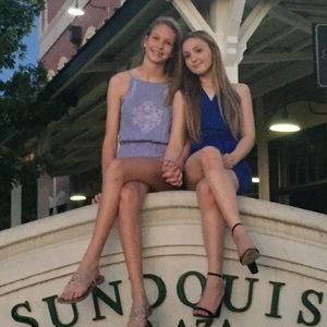 Meet your Posher, Whitney