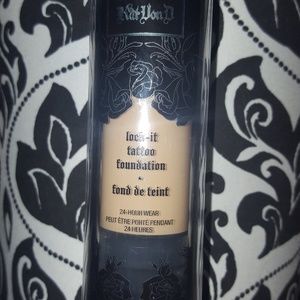 Kat Von D Lock It Foundation - 45 fair