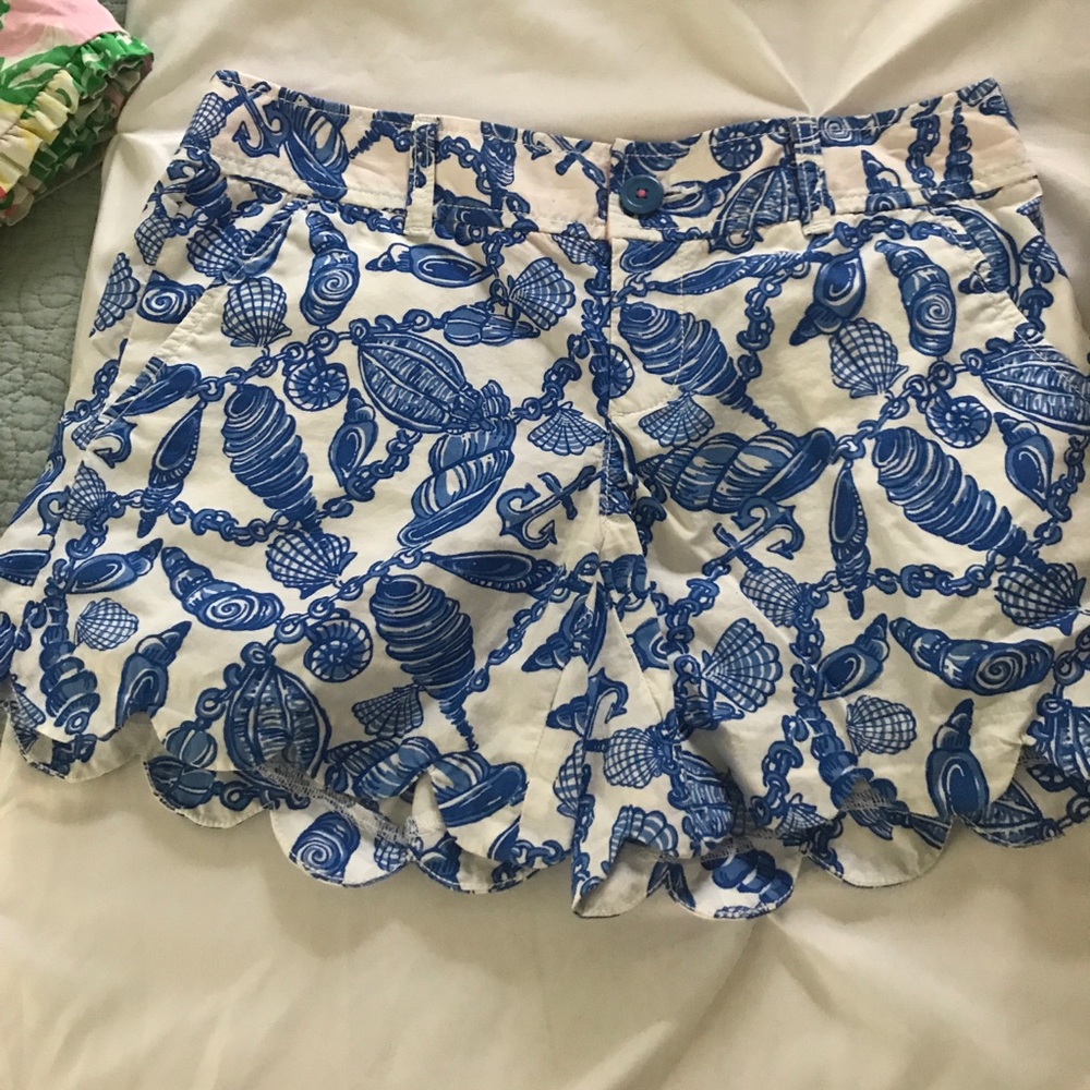 Scallop Lilly shorts