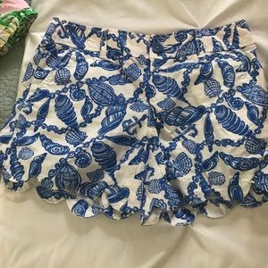 Scallop Lilly shorts
