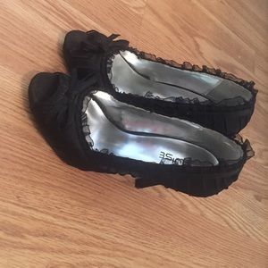 Sexy black lace pumps