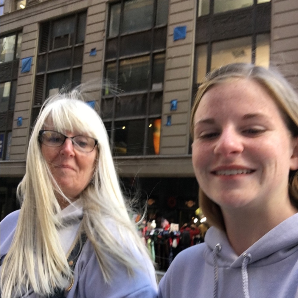 Meet your Posher, Sara