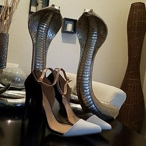 Beautiful to color heel.