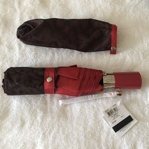 Coach umbrella. NWT. Style F63364. NWT