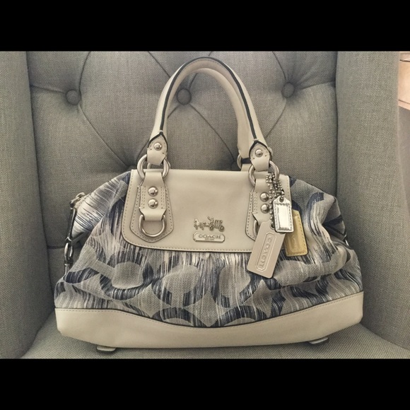Coach Sabrina Handbag - Picture 1 of 3
