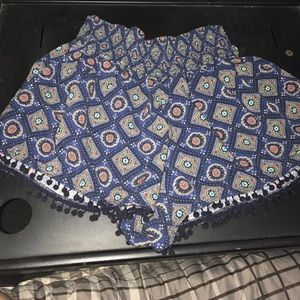 Hollister Cute Frilly Shorts