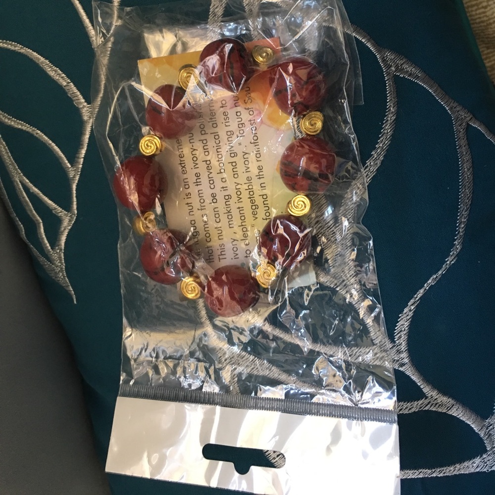 NWT Tagua nut bracelet