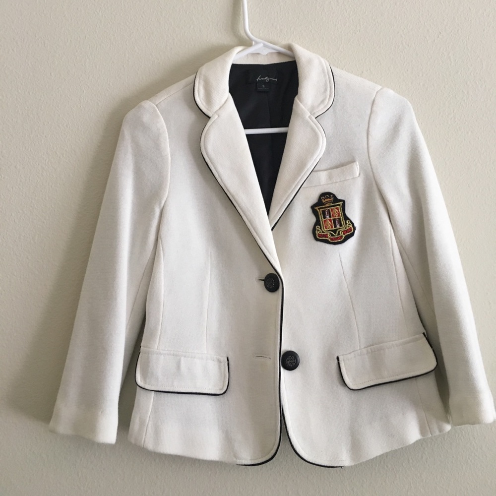 Forever 21 cream crested blazer