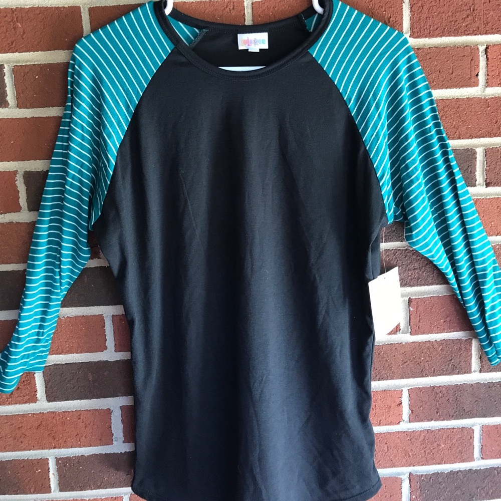 LulaRoe Randy T-shirt