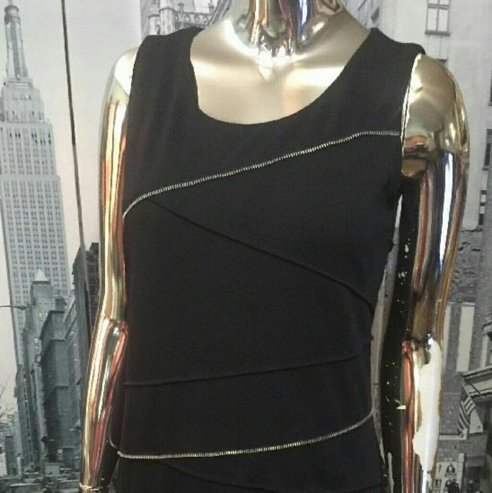 Zipper embellished dress