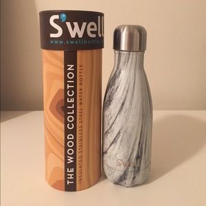 🆕S'well Insulated Stainless Steel Water Bottle