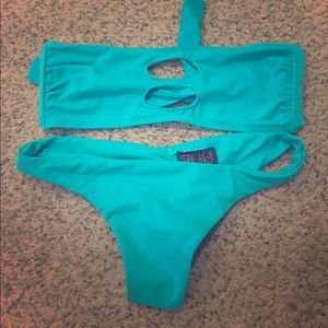 Hot Miami Styles Bikini NWOT
