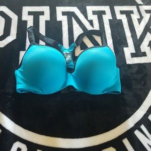 ❌❌SOLD ❌❌PINK ULTIMATE racerback push up sports br