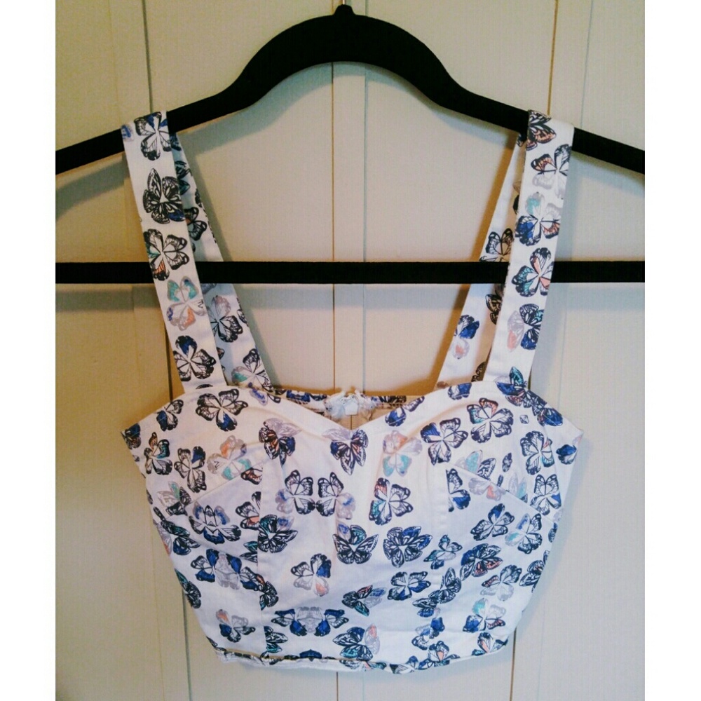 Charlotte Russe Cropped Top