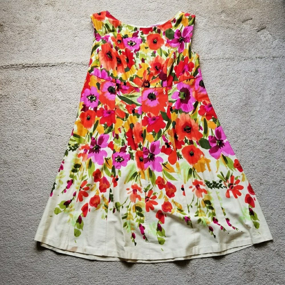 Eliza J gorgeous dress - 16w Flattering!