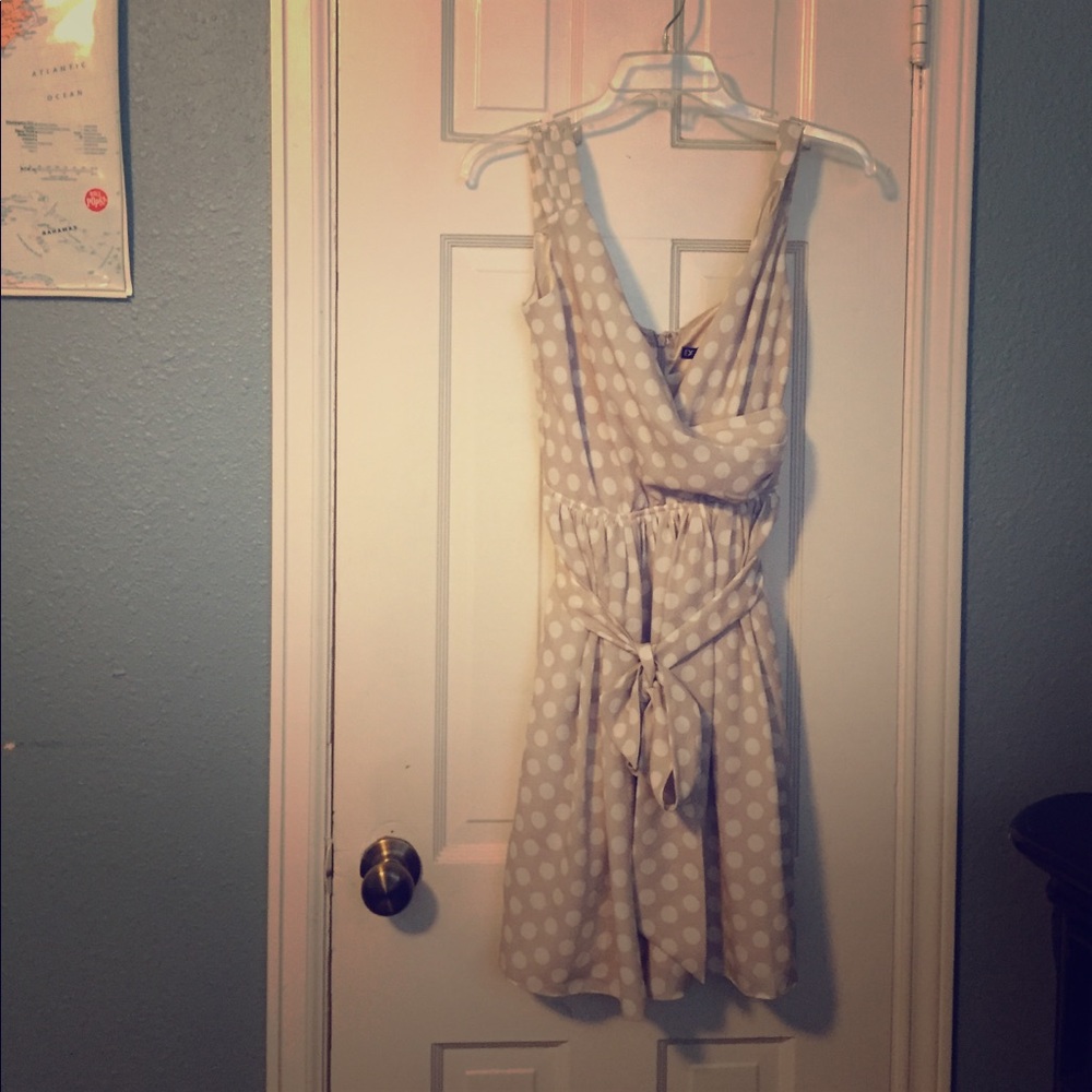 Beige polka dot wrap dress-Express