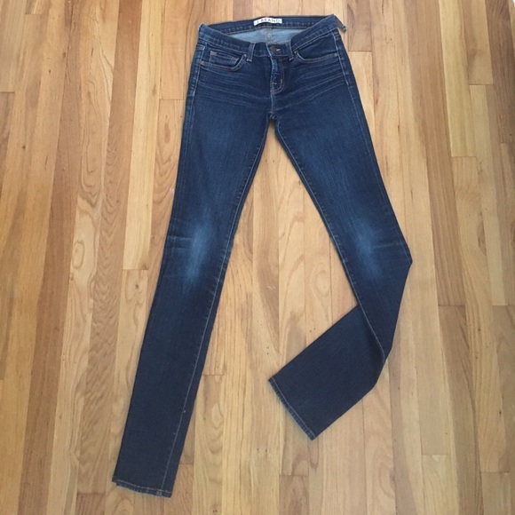 JBrand mid rise skinny blue jeans. - Picture 2 of 3