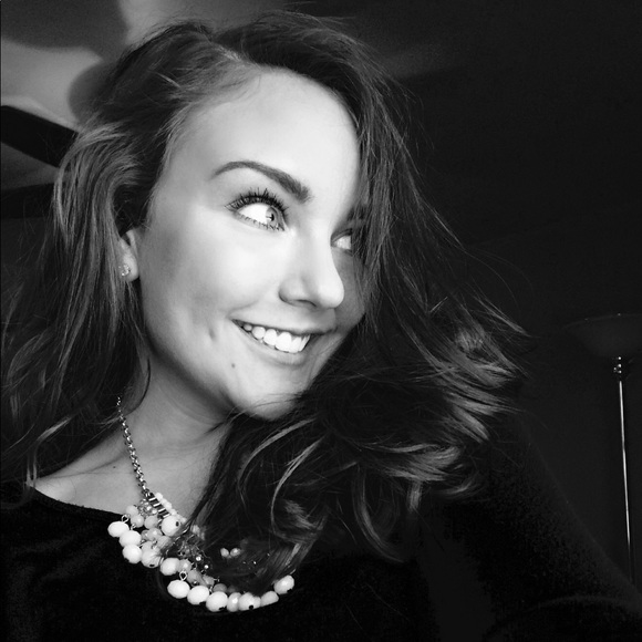Meet your Posher, Megan - Picture 1 of 1