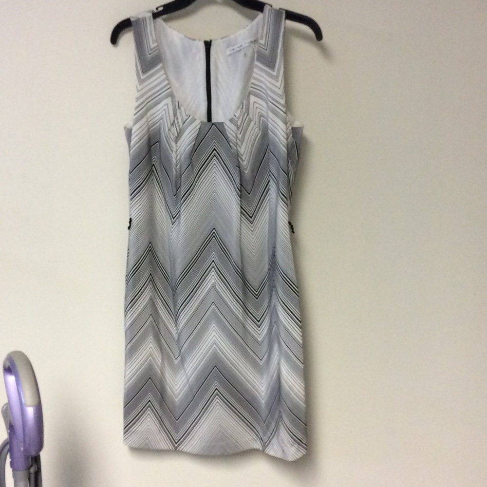 Trina Turk Optical Dress - Size 6
