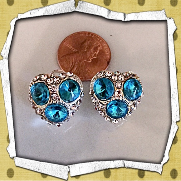 ✨Heart Shaped Earrings w/Aqua Swarovski Crystals✨ - Picture 2 of 4