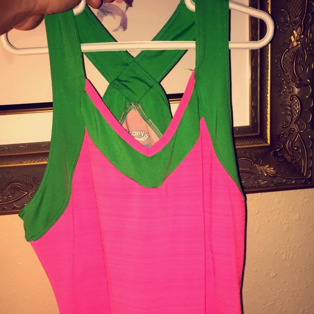 Super cute exercise shirt from saucony!!