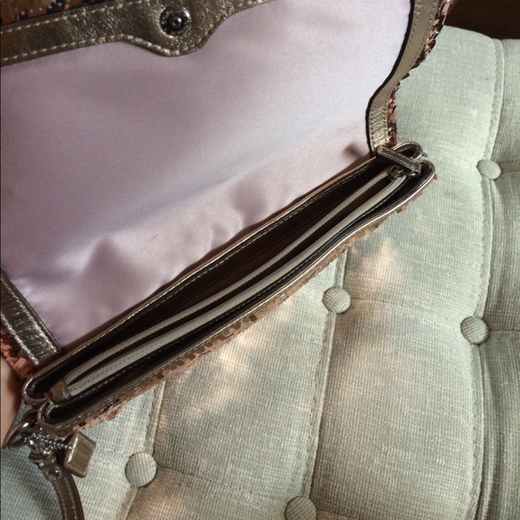 Coach Wristlet - Picture 3 of 4