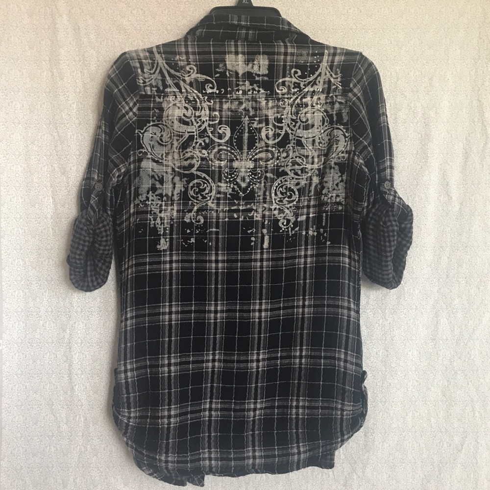 💘SOLD💘Embellished Graphic Button Down Top